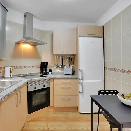 Monte Mar, Adeje, New 2 Bedroom Apartment, City Center 公寓 *