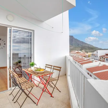 Monte Mar, Adeje, New 2 Bedroom Apartment, City Center Costa Adeje (Tenerife)